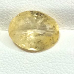 4.06ct oval yellow yellow-sapphire-pukhraj