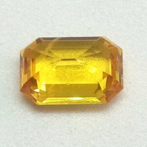 3.35ct rectangle yellow yellow-sapphire-pukhraj