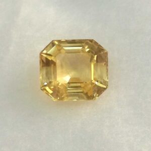 4.11ct rectangle yellow yellow-sapphire-pukhraj