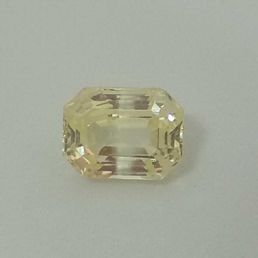 7.27ct rectangle yellow yellow-sapphire-pukhraj