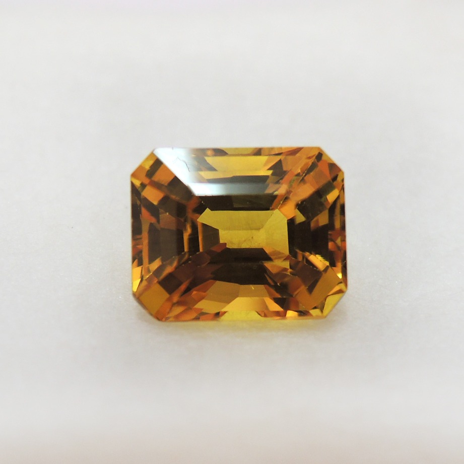 3.21ct rectangle natural yellow-sapphire-pukhraj KBG-S002