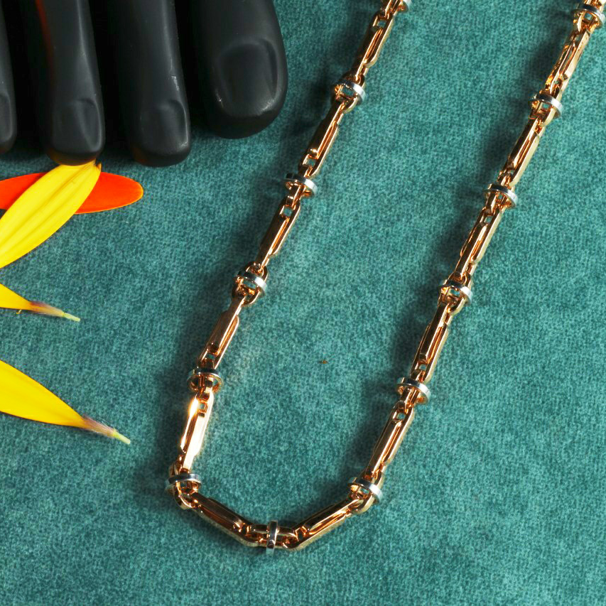 18CT Gents Chain