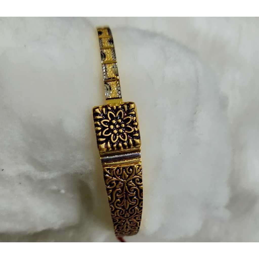 22KT Gold Stylish Ladies Lucky