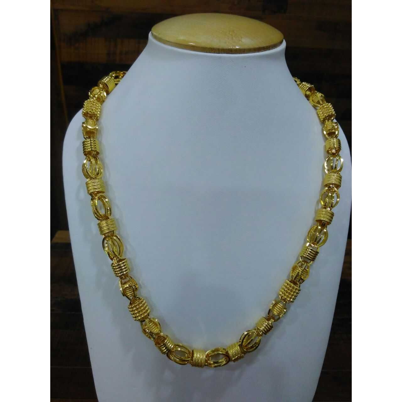 22KT Yellow Gold Gents Indo italian Stylish Chain