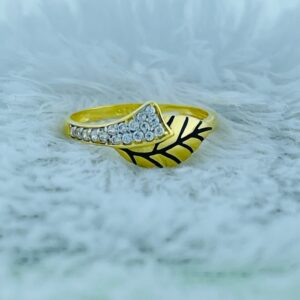 916 gold CZ Leaf Design ring