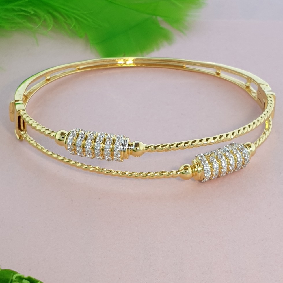 ladies kada