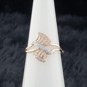 18c ladies ring