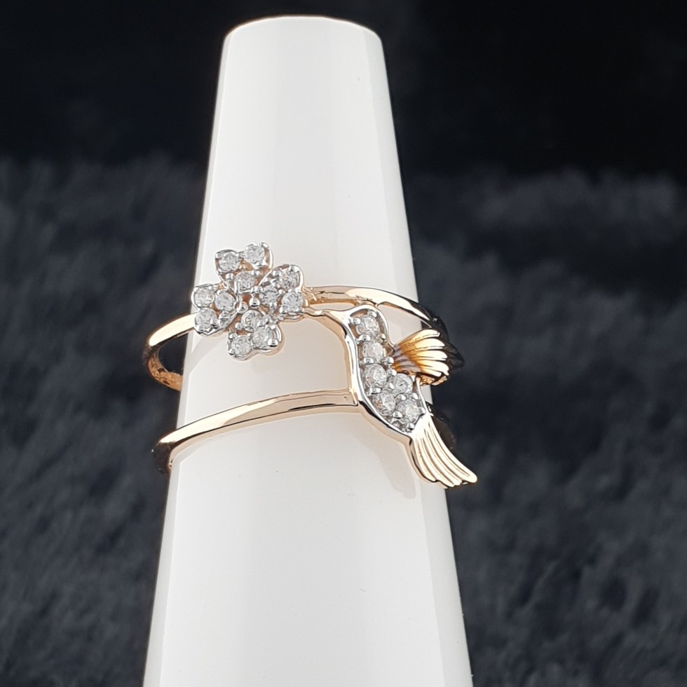 18c Chuckle ring