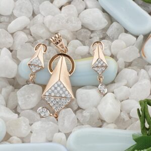 Pendant set