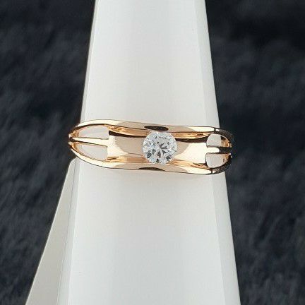 Rose Gold Ladies Ring