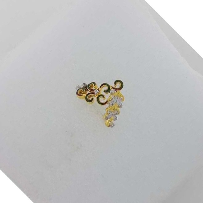 22KT Yellow Gold Ladies Fashionable ring