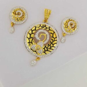 22KT Yellow Gold Pave Stylish Pendant set