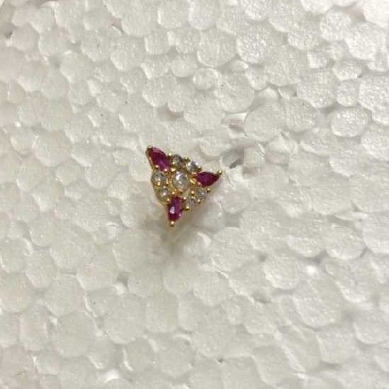 18K / 750 Gold Ladies Indian Diamond Nosepin