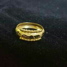 22K Gold Ladies Indian Fancy Ring Yellow