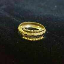 22K Gold Ladies Indian Fancy Ring Yellow