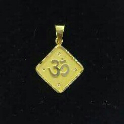 22k Gold Indian Fancy omkar Pendant Yellow