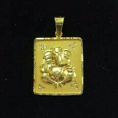 22K Gold Ladies Indian Fancy Pendant