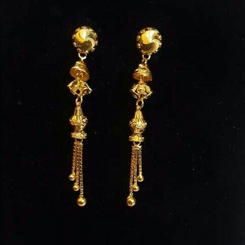 Gold Ladies Vertical Fancy Soidora Earrings