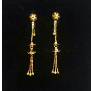 18KT Gold Ladies Indian Fancy Soidora earrings Yellow