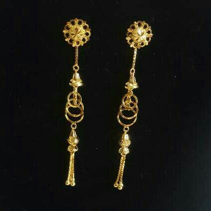 Gold Ladies Vertical Soidora Earrings
