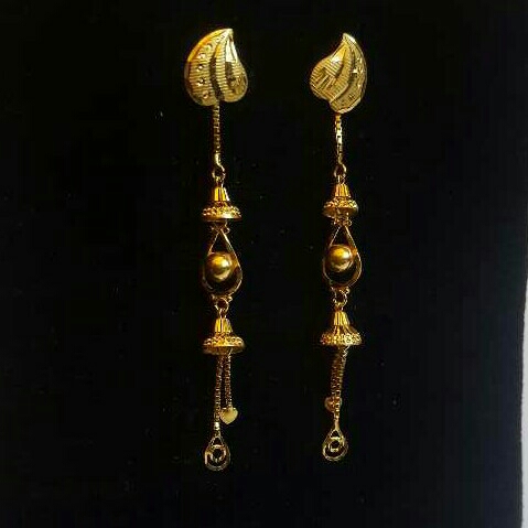 Gold Ladies Vertical Fancy Soidora earrings
