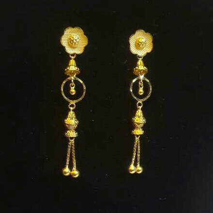 Gold Ladies Vertical Fancy Soidora Earrings Yellow