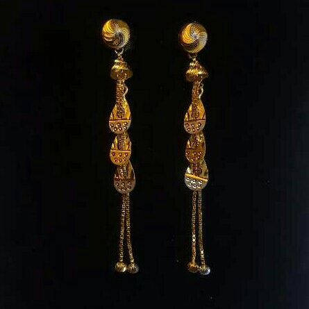 Gold Ladies Vertical Fancy Soidora Earrings Yellow