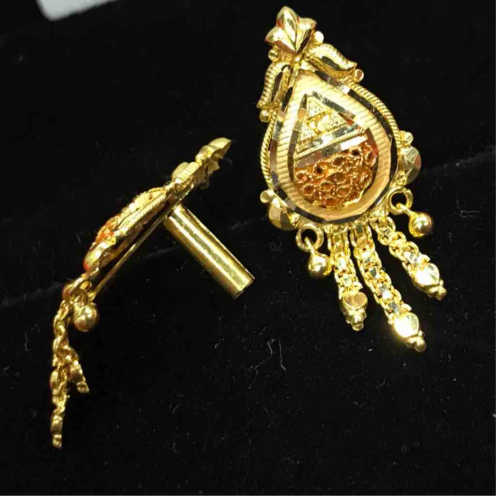 916 Exclusive Gold Earrings - Image 2