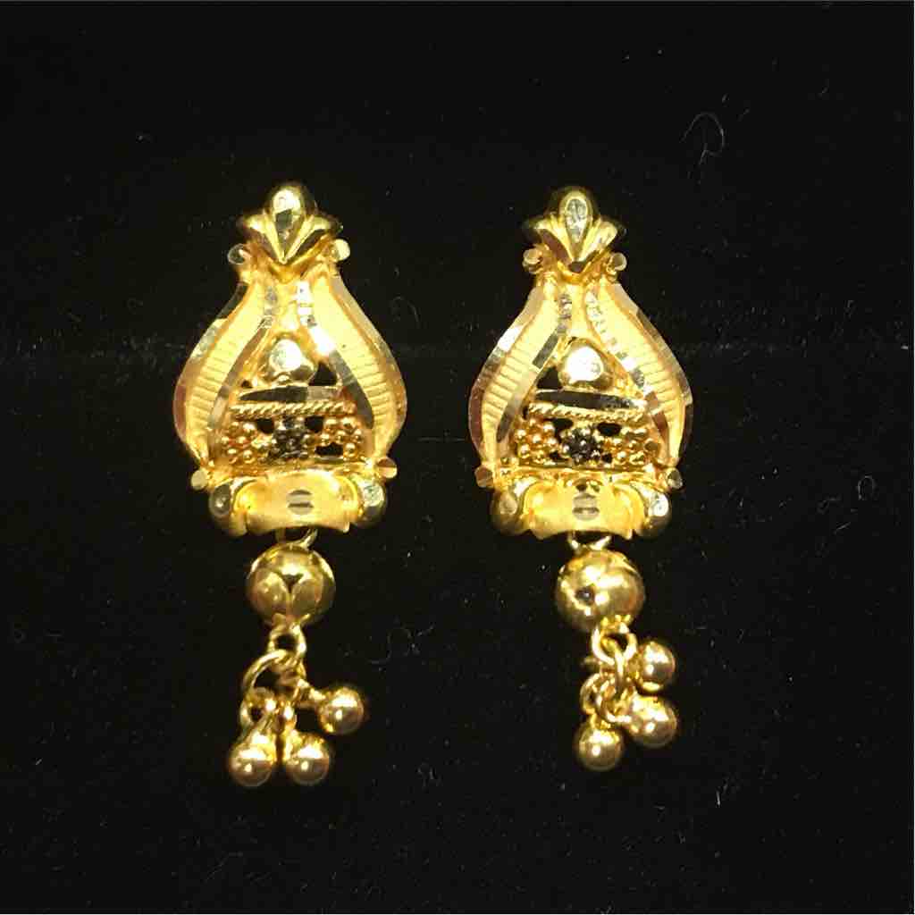 Modern 750 Gold Ladies Earrings