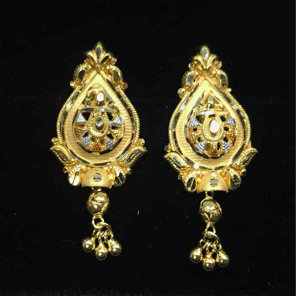 750 Classic Gold Earrings