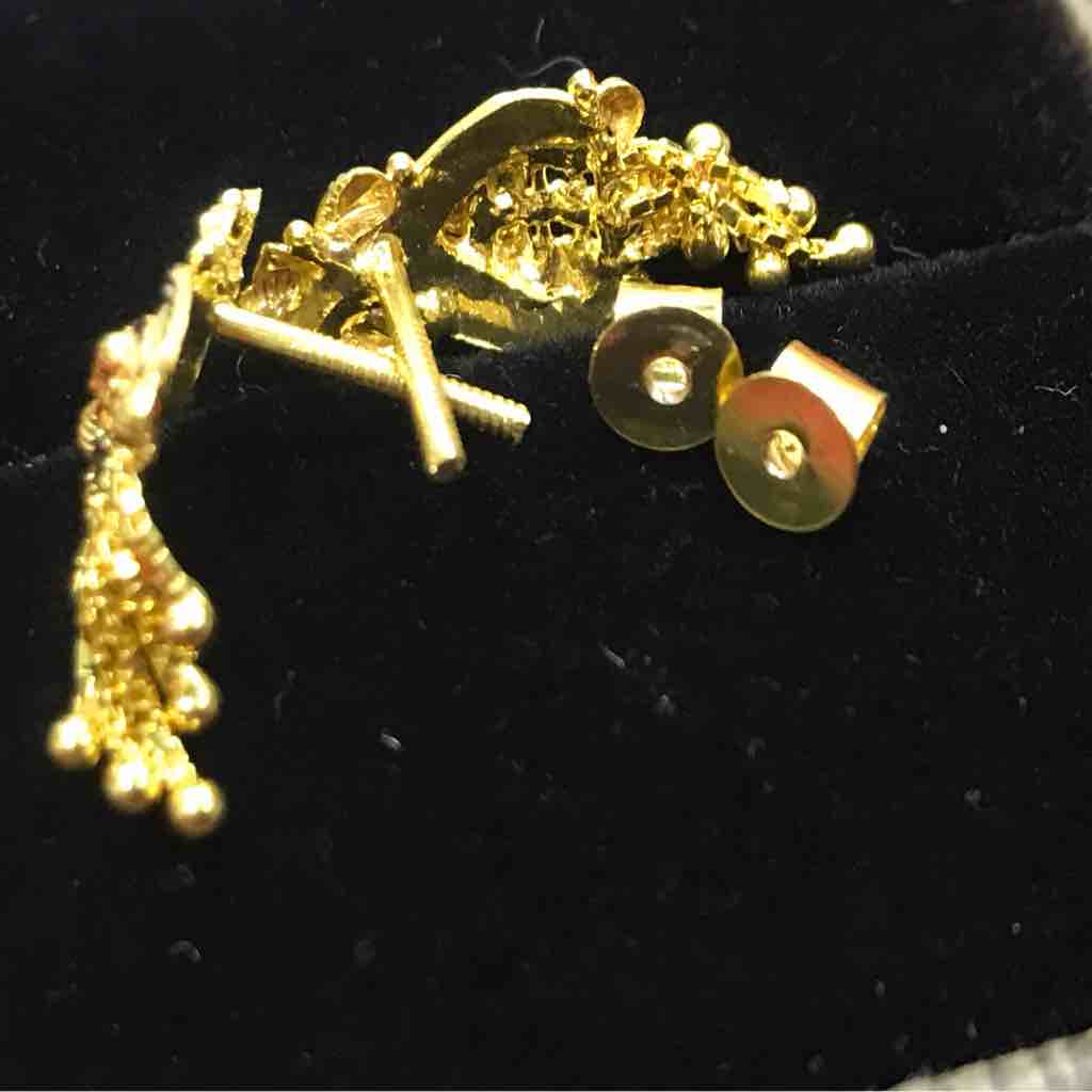 18KT Exclusive Ladies Butti - Image 2