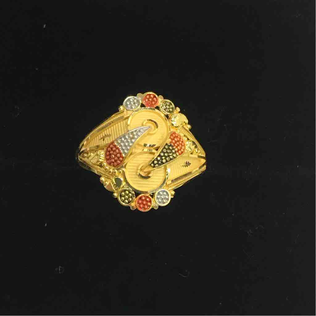 Fashionable 18KT Gold ring