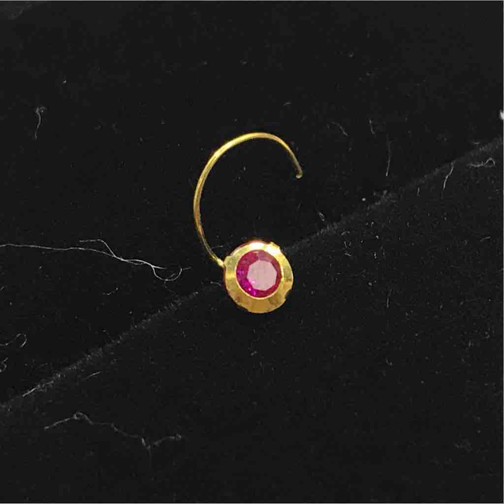 916 Gold Fancy Nose Pin