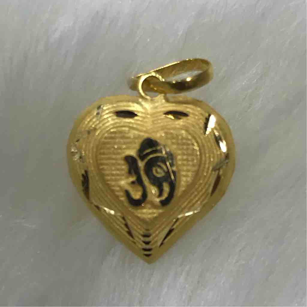 916 Ganesha Design Gold Pendant