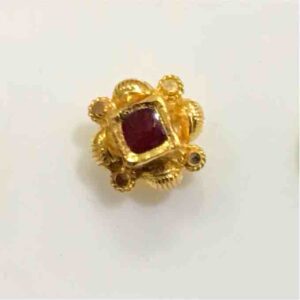Attractive Gold Nosepin For Ladies