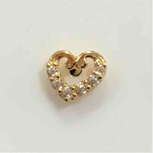 68KT Heart Shape Antique Nose Pin