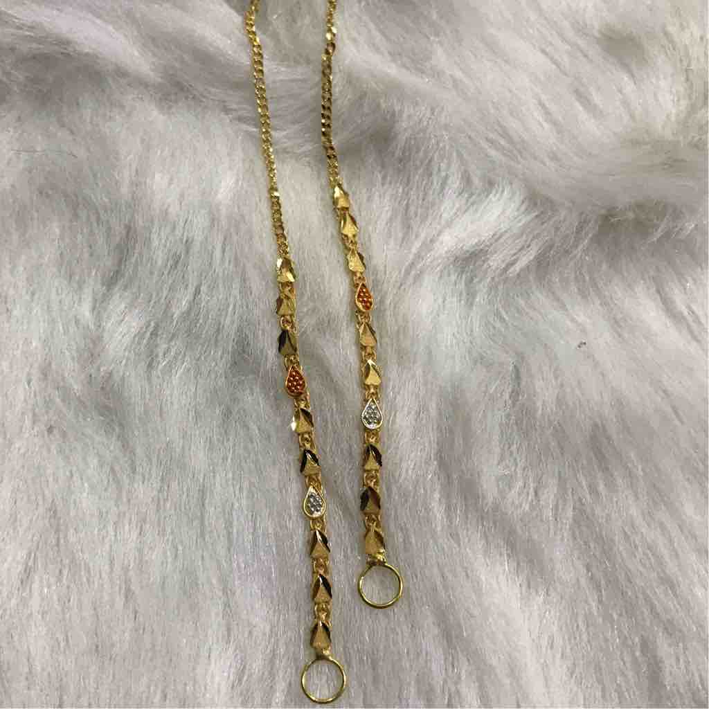 18k/750 Exclusive Gold Earchain For Ladies