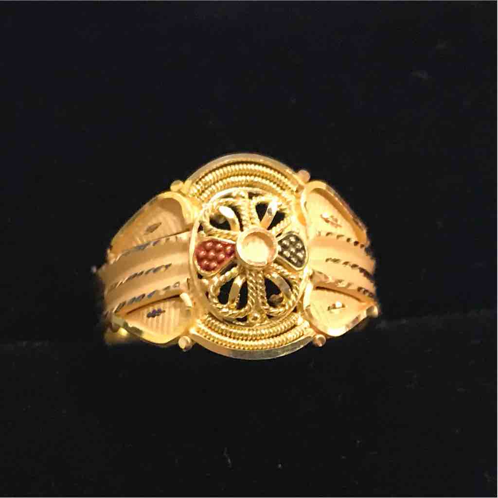 18kt Simple Designer Gold Ladies Ring