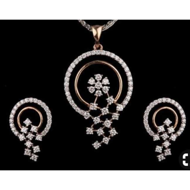 Attractive Pendent set