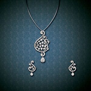 Pendent Set
