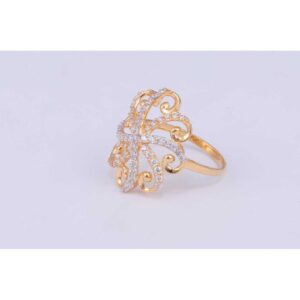 18KT Gold CZ Flower Shaped Cocktail Ring