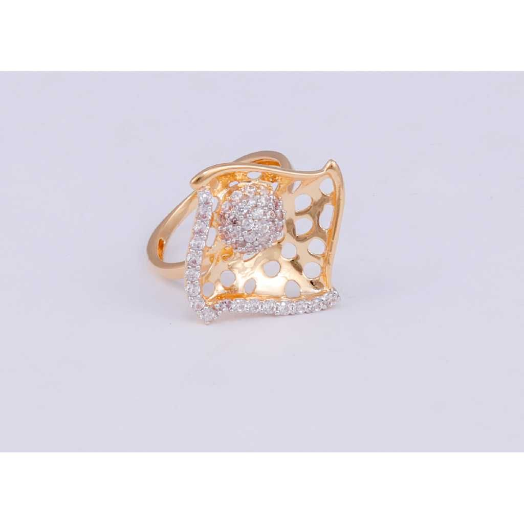 18KT Gold CZ Cocktail Diamond Ring