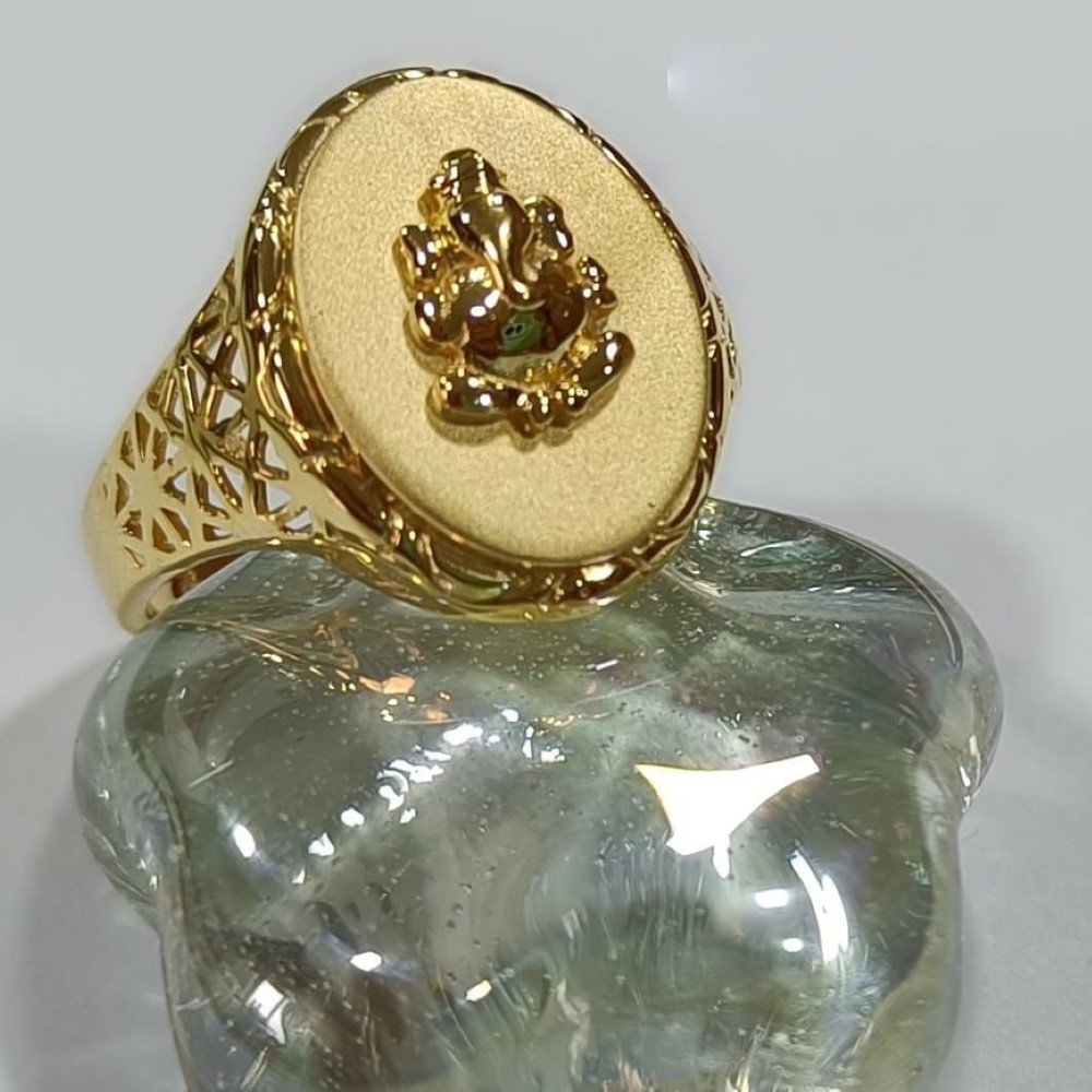 Gold Divine Gents Ring