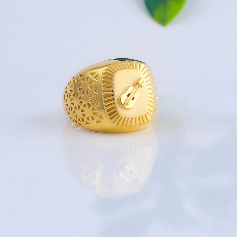 Gold Gorgeous Gents Ring