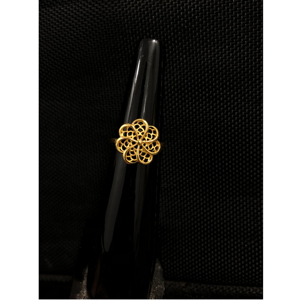 22Kt Gold Classic Ring For Women KDJ-R024