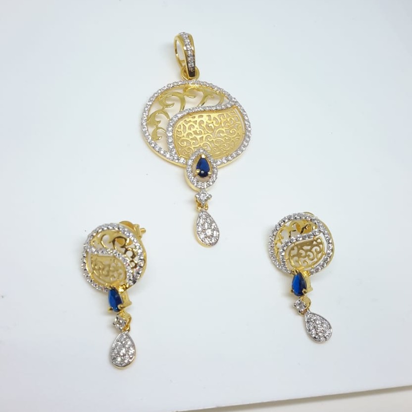 Ladies Pendant Set 916 Cz