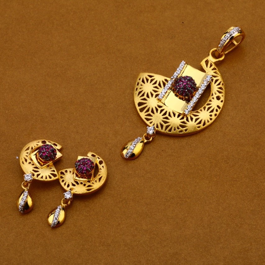 Ladies pendant set 916 cz