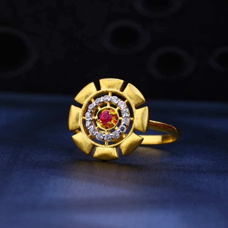 Ladies Ring Cz 916