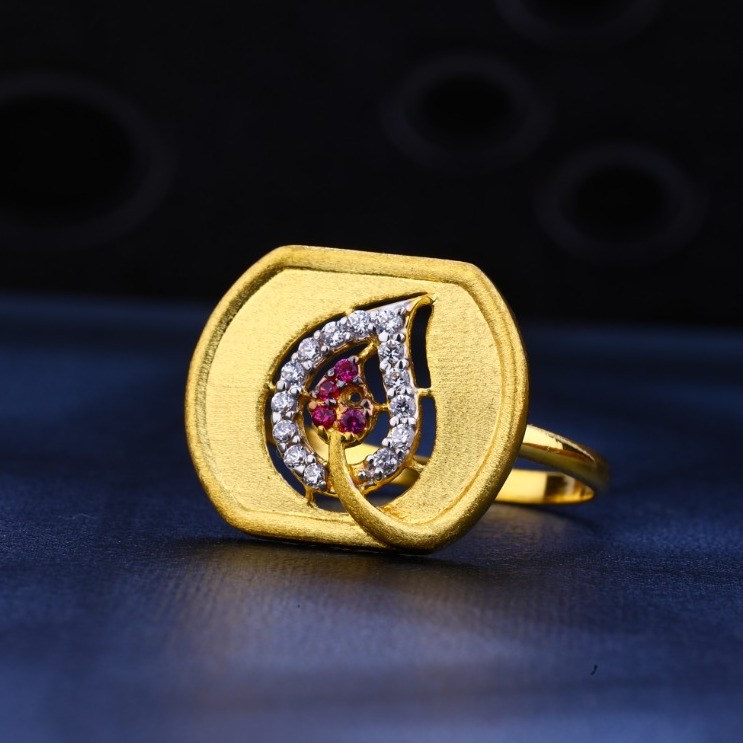 Ladies ring cz 916