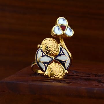 Ladies antique ring 916